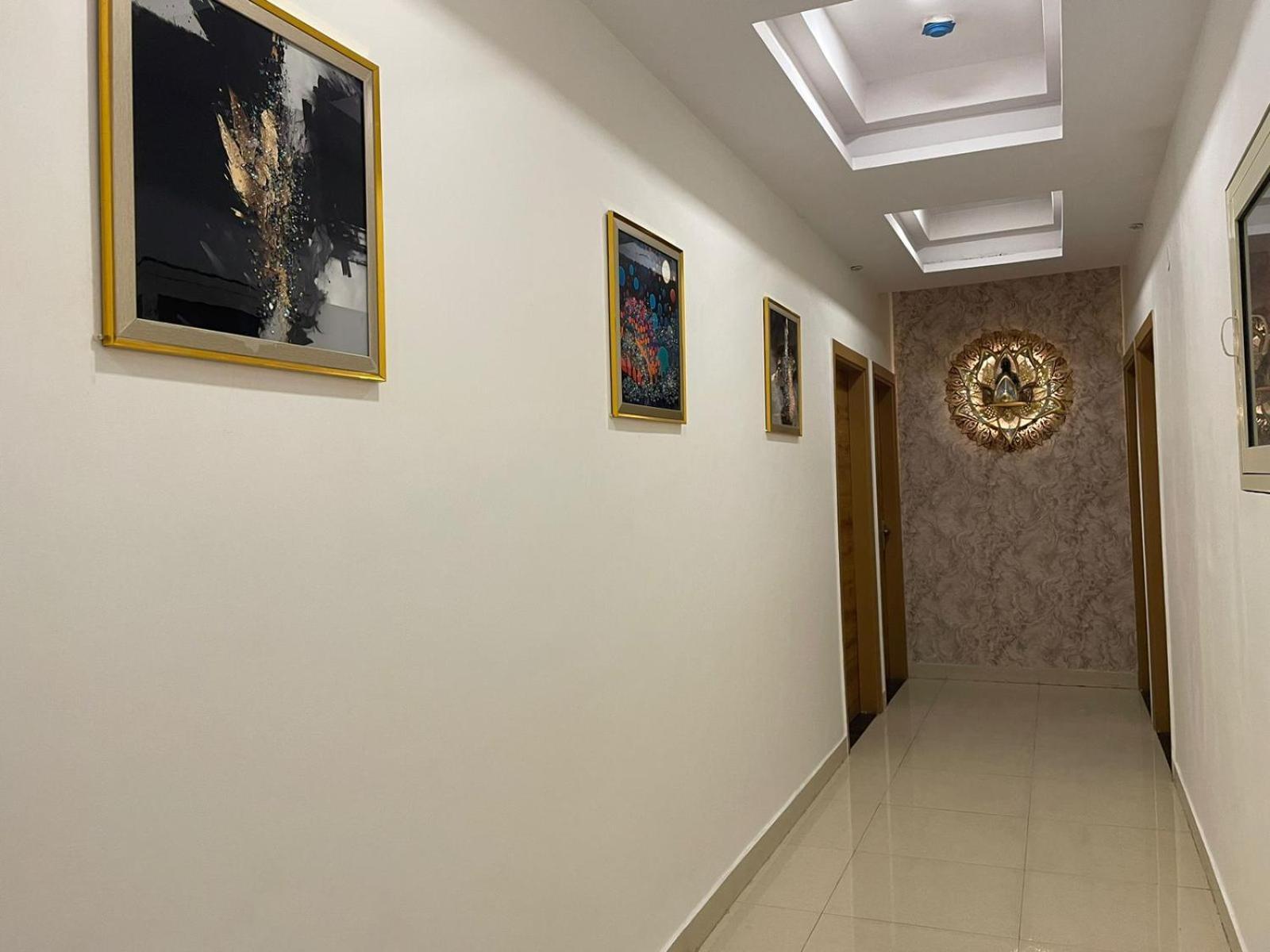 Ry Luxuries Hotel Amritsar Exterior photo